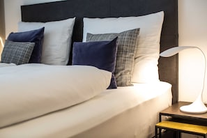3 Schlafzimmer, Zimmersafe, Schreibtisch, Reisekinderbett