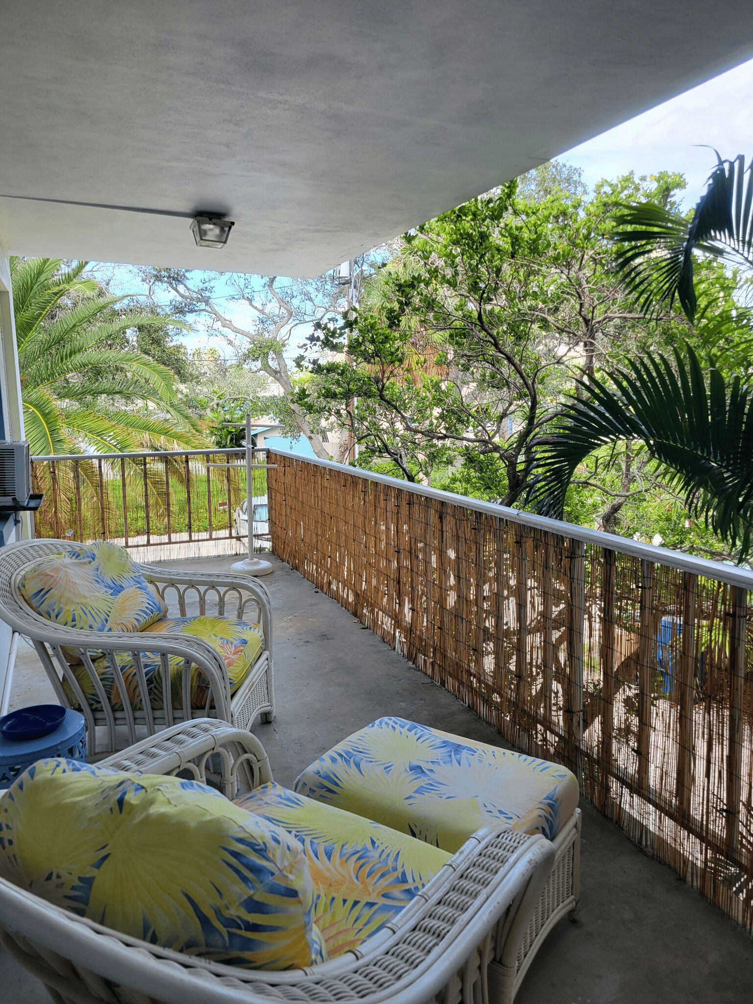 Apartment 2 (with Balcony) | Terrass/Patio