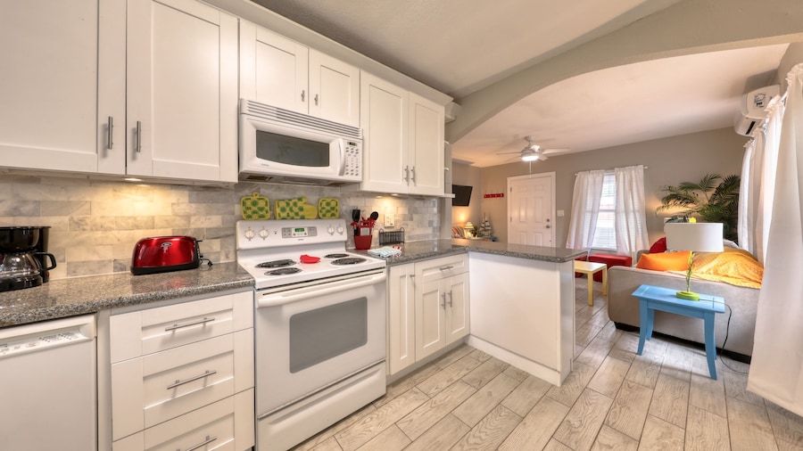 BeachTrail Lodging