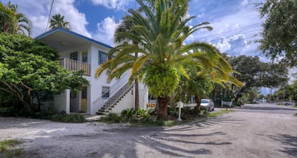 BeachTrail Lodging