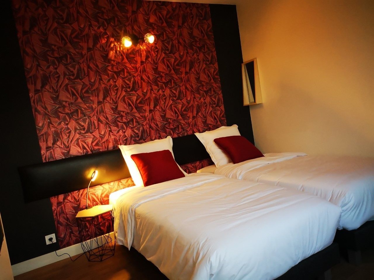 standard twin room | desk, blackout curtains, soundproofing, free cots/infant beds