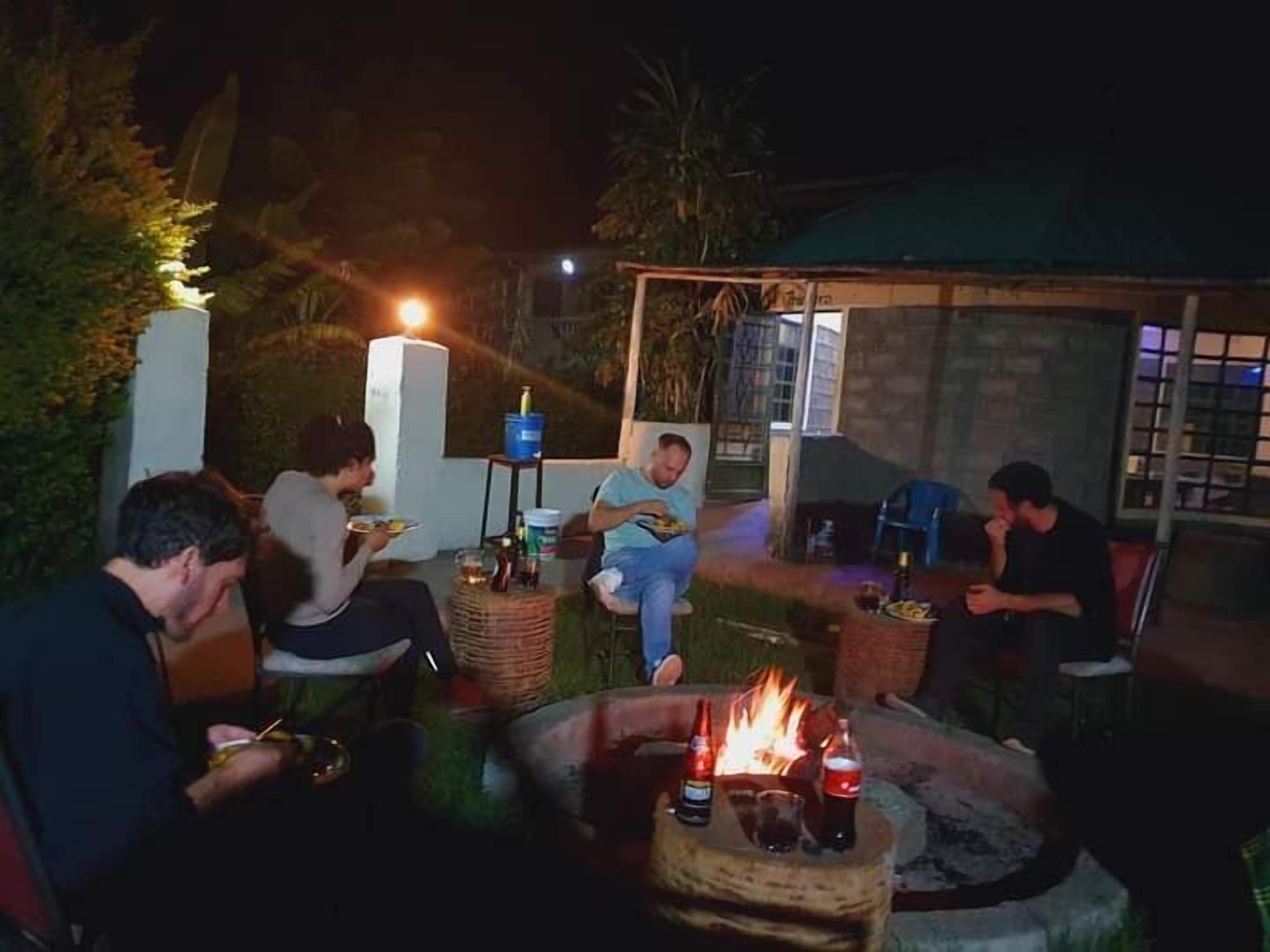 Breakfast, lunch, dinner served; local and international cuisine 