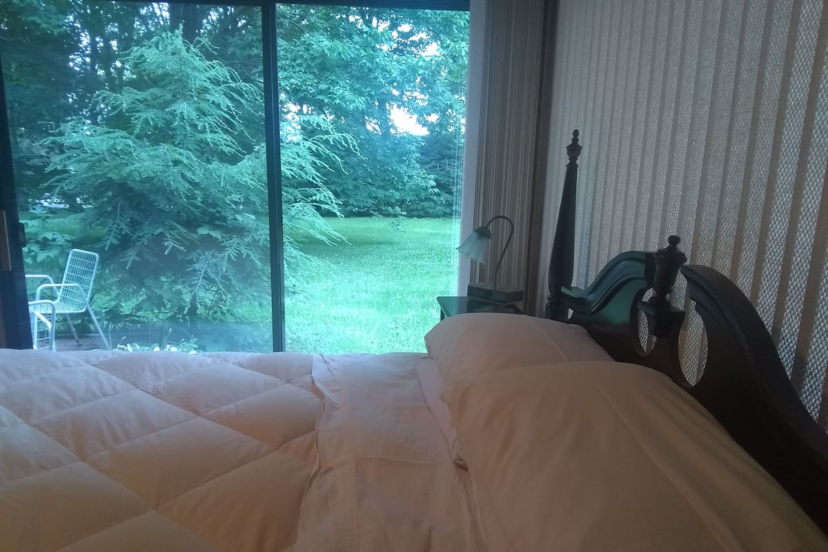 1 Bedroom 1 Bath | 1 間臥室、高級寢具、熨斗/熨衣板、免費無線上網