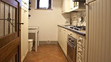 Réfrigérateur, four, plaque de cuisson, lave-vaisselle