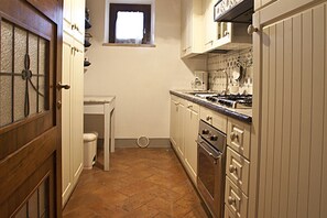Refrigerador, horno, parrilla de estufa y lavavajillas
