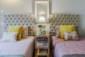 4 Schlafzimmer, Bügeleisen/Bügelbrett, kostenloses WLAN