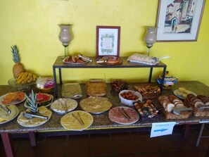 Desayuno buffet incluido todos los días 