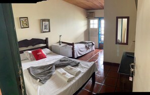 基础客房, 多张床 | 免费 WiFi、床单