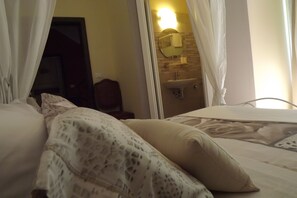 1 camera, ferro/asse da stiro, culla da viaggio, Wi-Fi