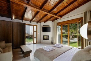 6 Schlafzimmer, Bügeleisen/Bügelbrett, Reisekinderbett, kostenloses WLAN