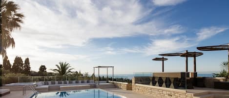 Piscine couverte, piscine chauffée