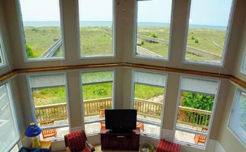 Ocean Front & Sound Front Paradise- Heaven on Earth!
