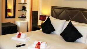 Deluxe Double Room - Luxury Sistina Suite (Rome)