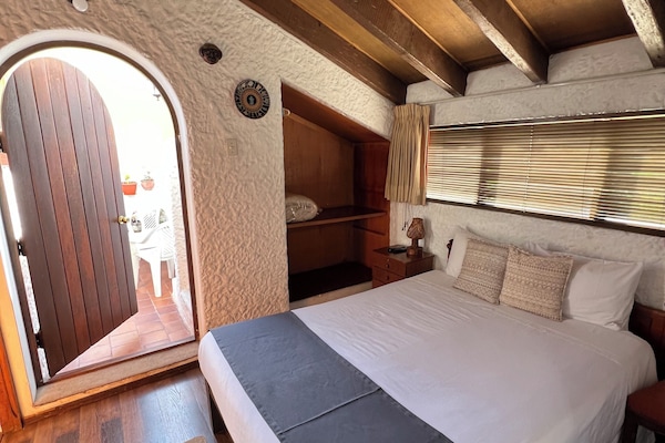 Habitación doble estándar | Wifi gratis y ropa de cama