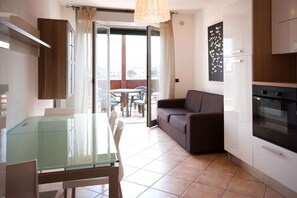 TV - Holiday apartment mit Klimaanlage und Pool (San Vincenzo)