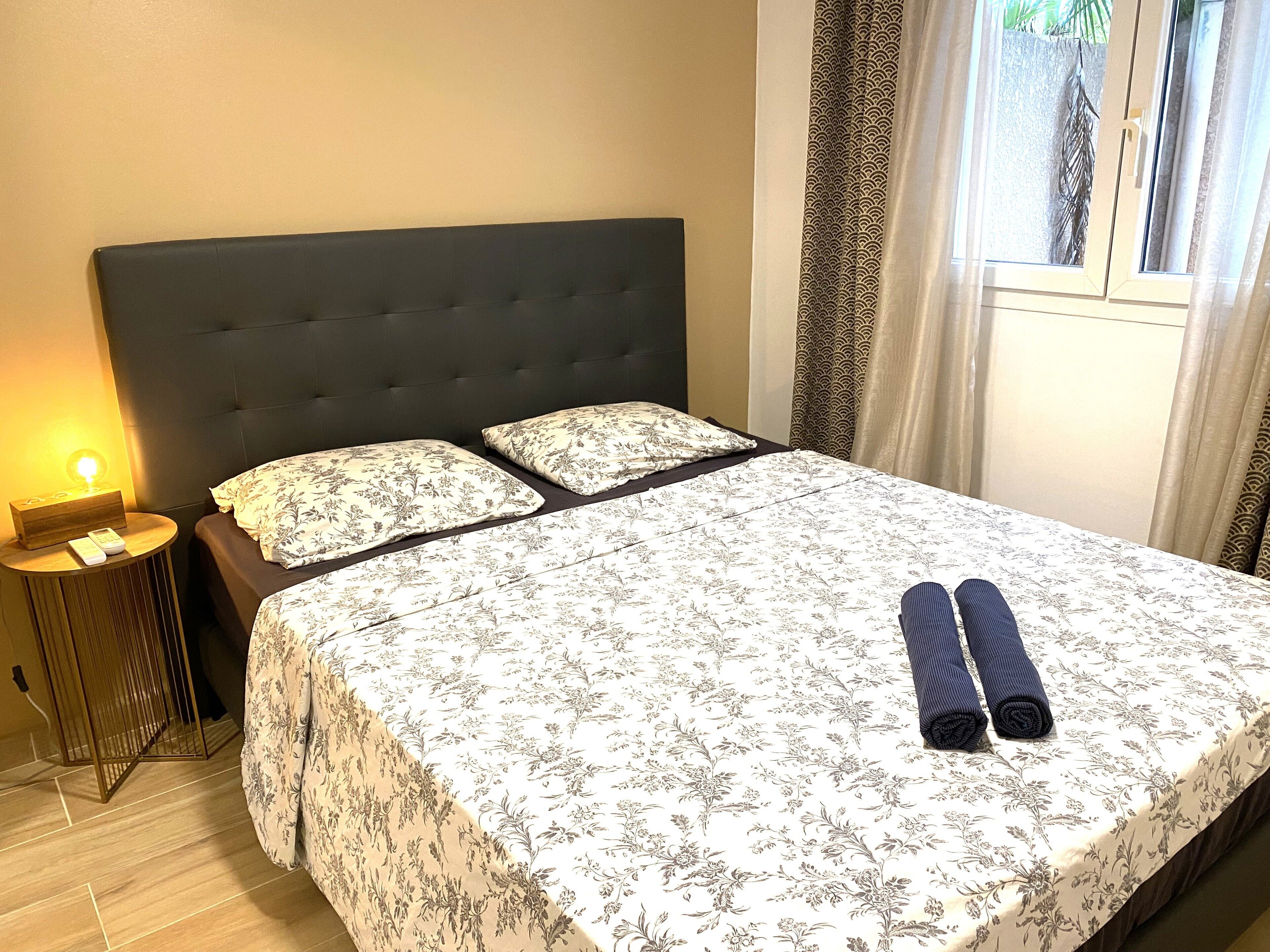 1 chambre, fer et planche à repasser, Wi-Fi, draps fournis