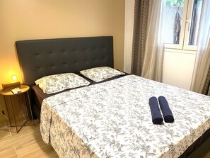 1 soverom, strykejern/-brett, wi-fi og sengetøy