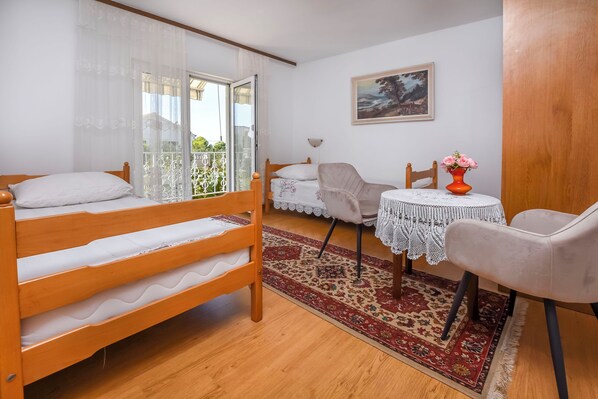 Apartment (A1)