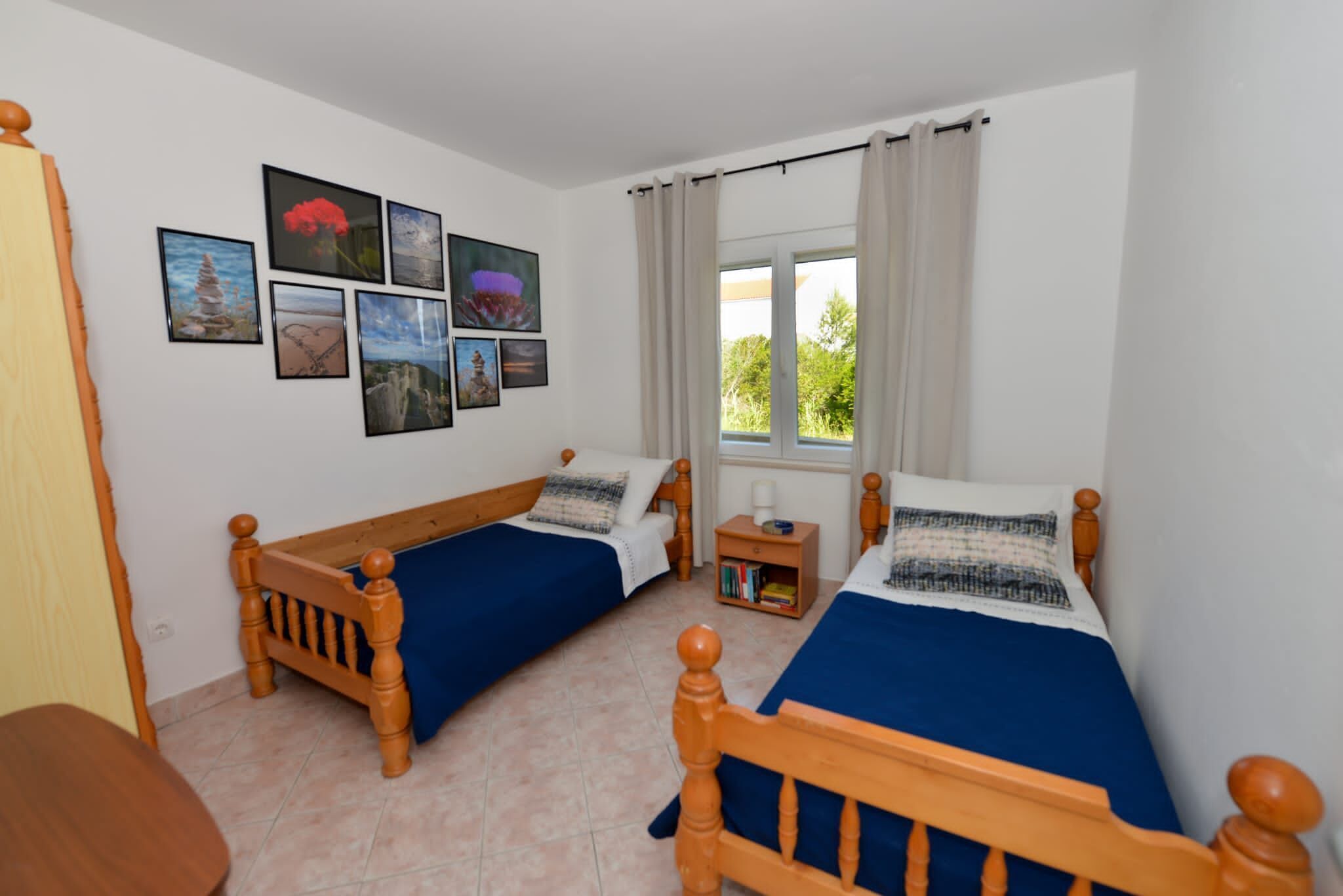 House | Seterika/papan seterika, cadar katil 