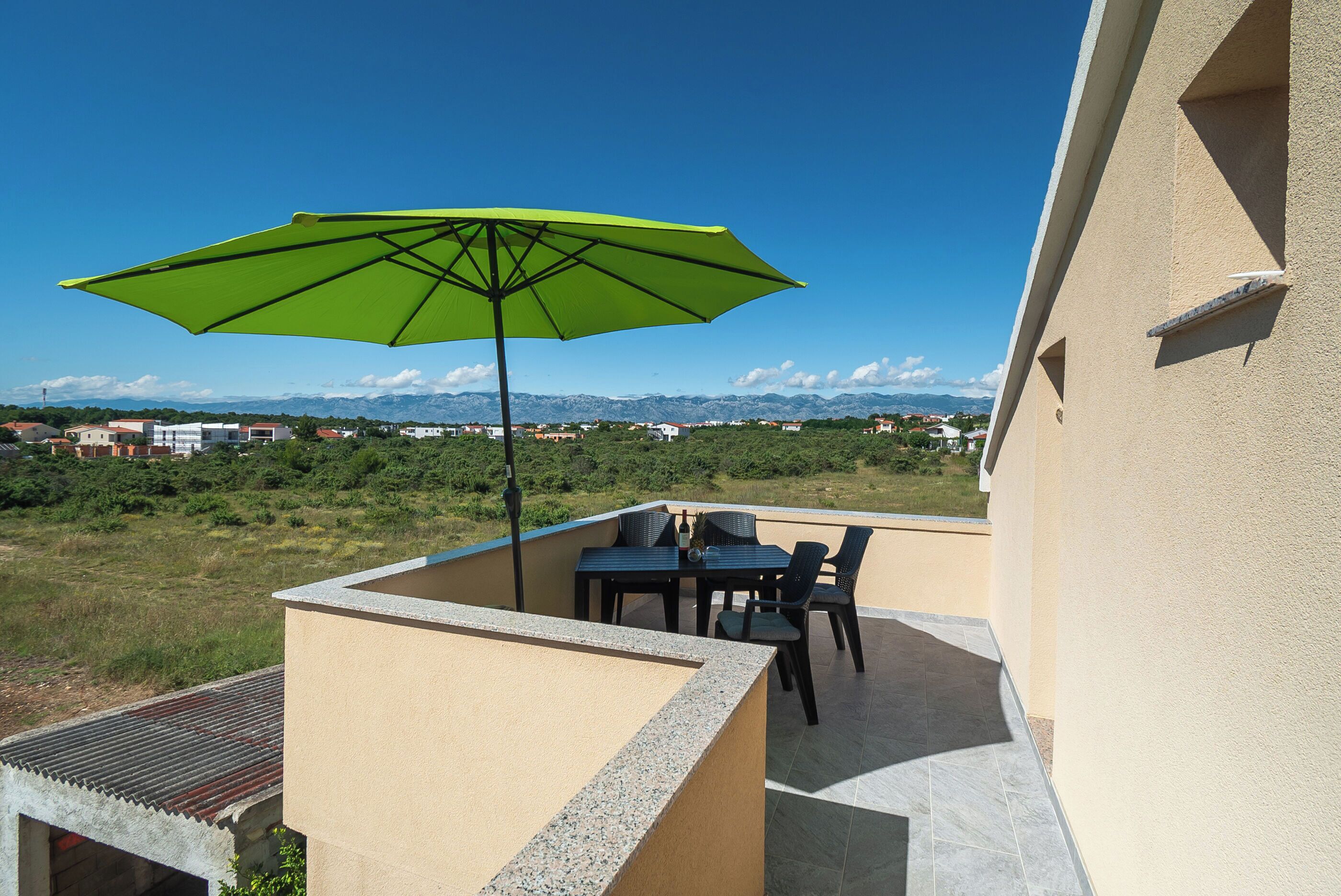 Lägenhet (A1) | Utsikt mot bergen