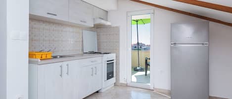 Lägenhet (A1) | Eget kök | Kylskåp, mikrovågsugn, ugn och spishäll
