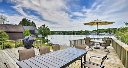 Family Cottage on Chaumont Bay, Walk to Downtown