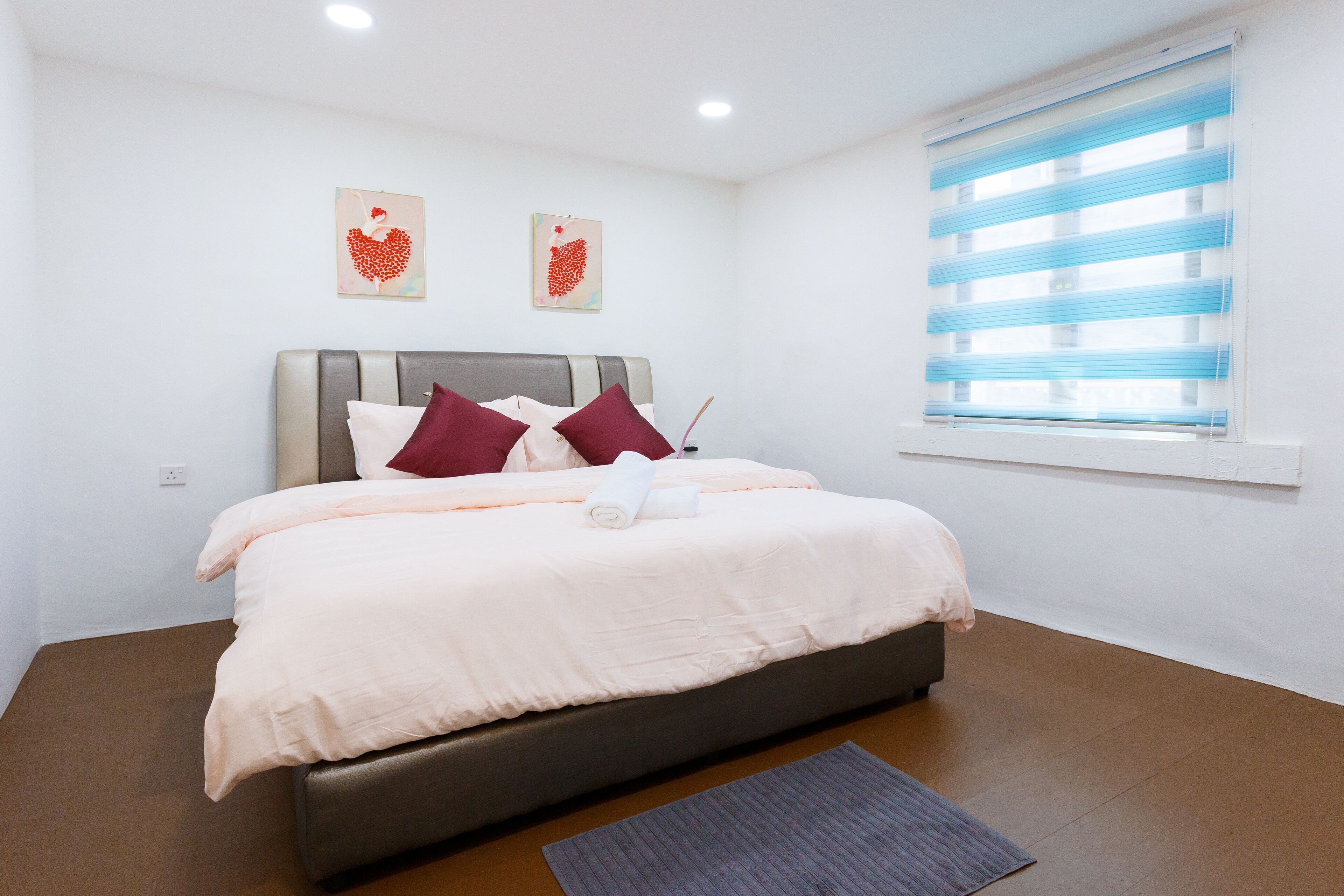 3 bedrooms, iron/ironing board, WiFi