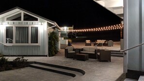 Property grounds - Seafoam Lodge (Little River)