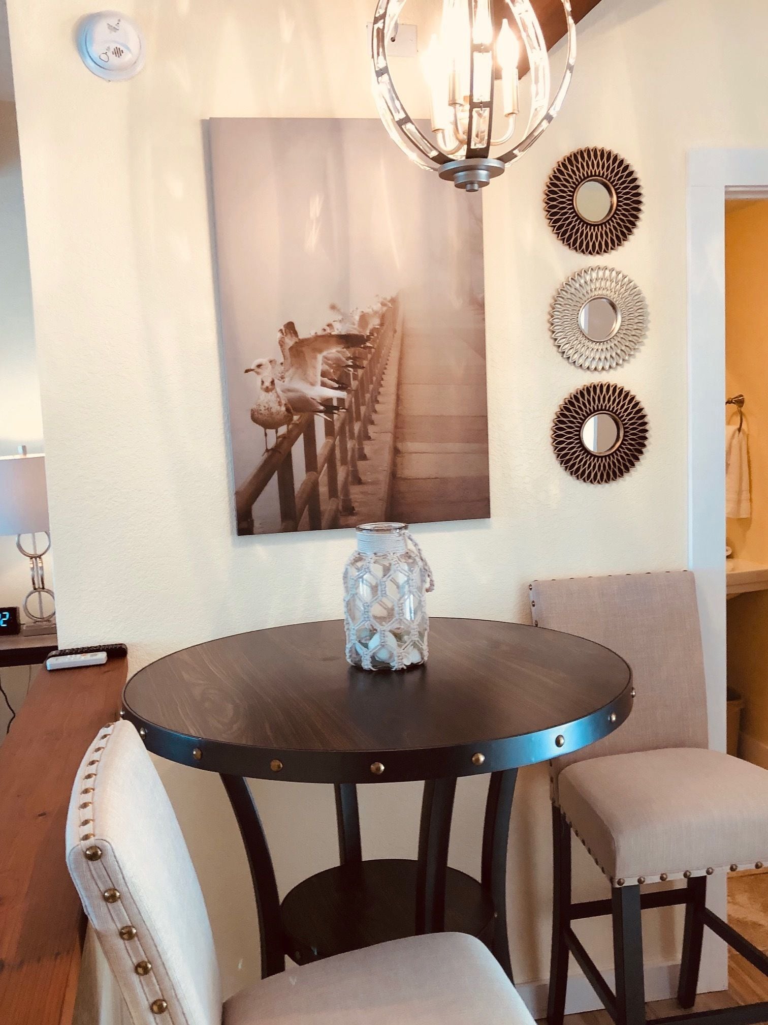Room | Living area