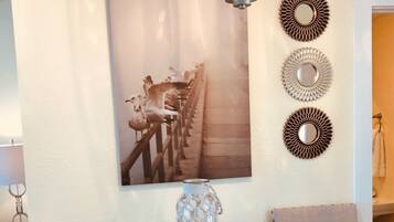 Room | Living area