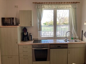 Fridge, microwave, oven, dishwasher