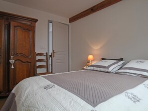 2 bedrooms, free WiFi