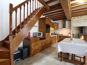 Fridge, microwave, dishwasher, coffee/tea maker