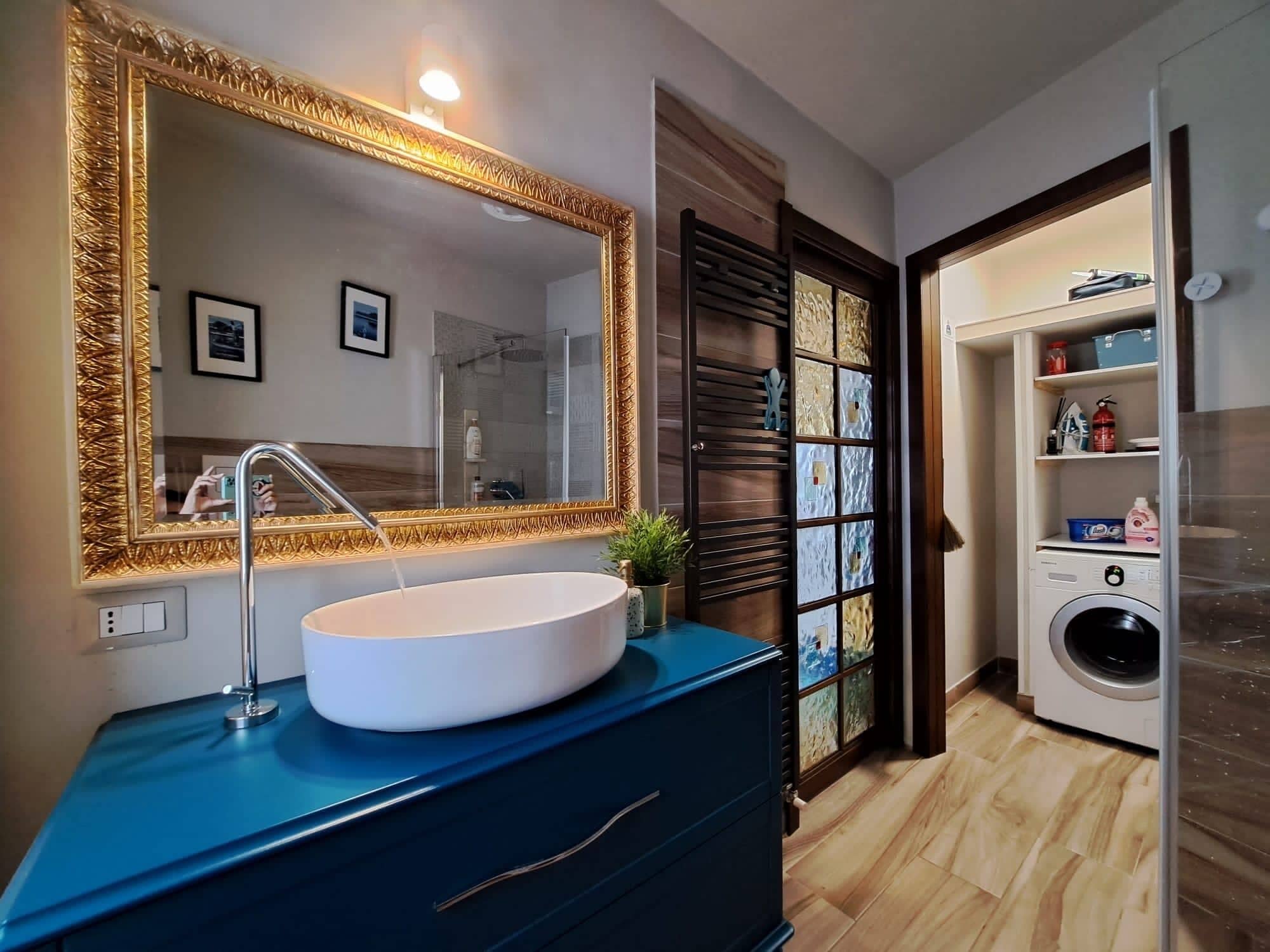 淋浴設備、風筒、坐浴桶、提供毛巾