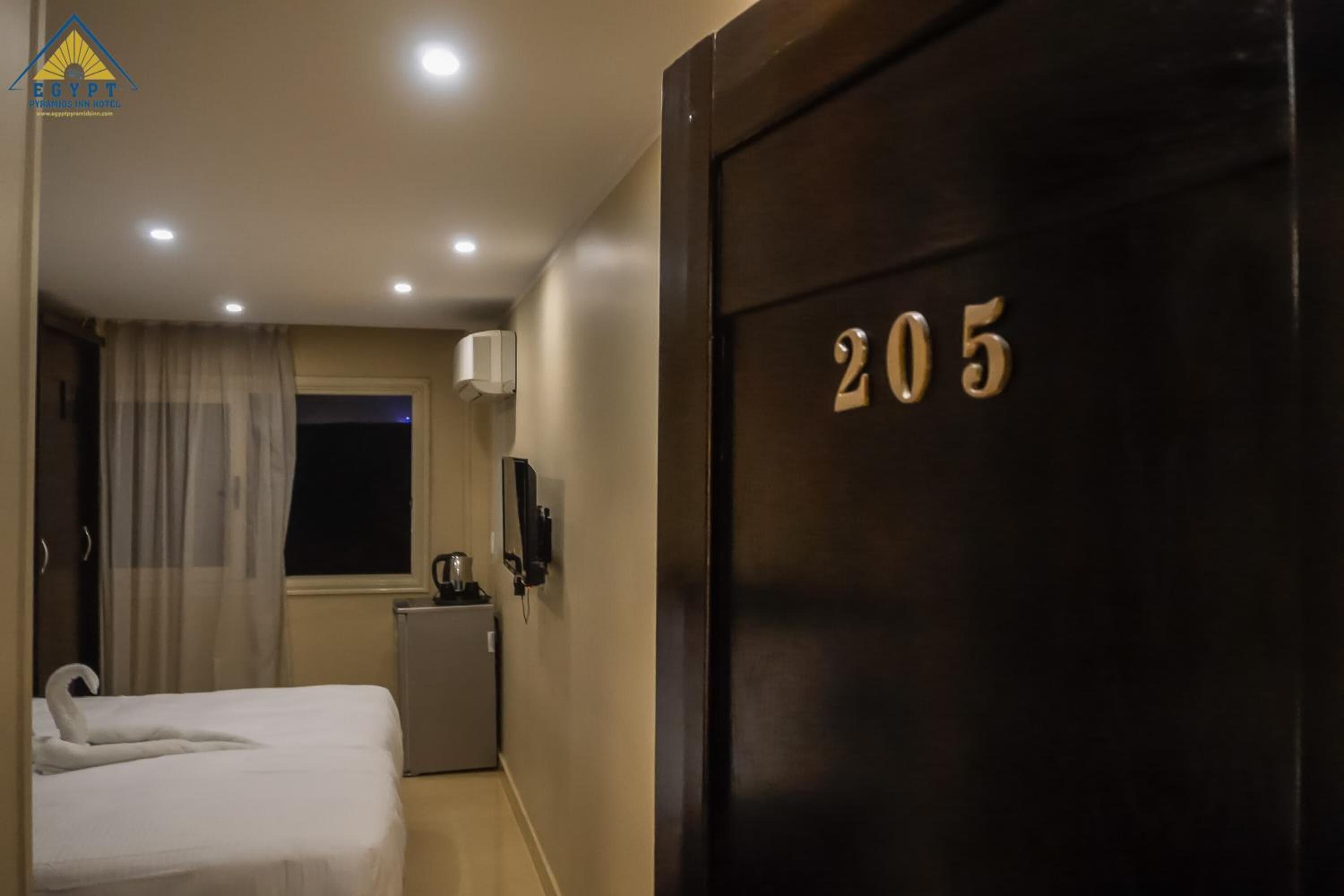 1 bedroom, minibar, blackout curtains, soundproofing