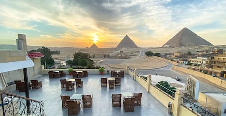 Giza Pyramids View Inn Reviews, Deals & Photos 2023 - Expedia.ca