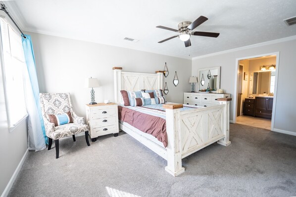 3 bedrooms, iron/ironing board, travel crib, WiFi