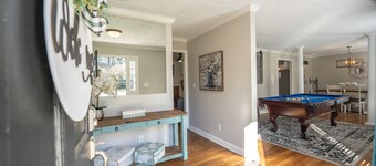 Charming Home Near StoneMountain Park w/ Playroom & Hot Tub