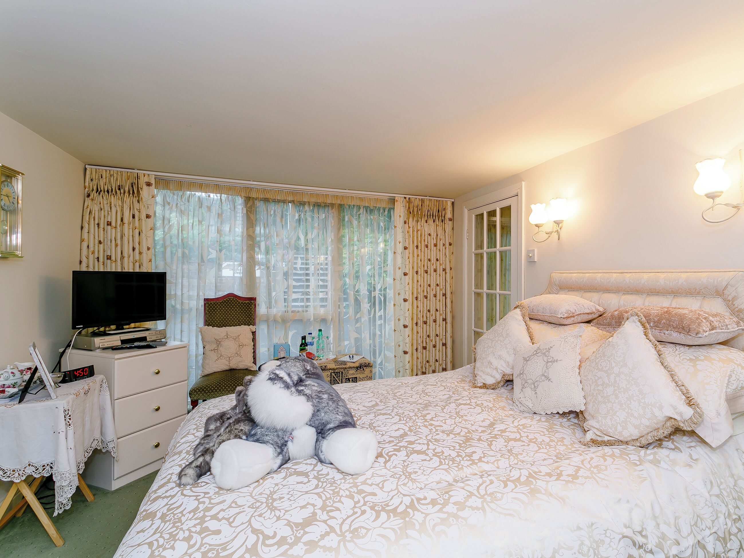 1 bedroom, free WiFi, bed sheets