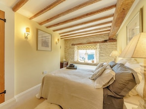 3 chambres, Wi-Fi gratuit, draps fournis