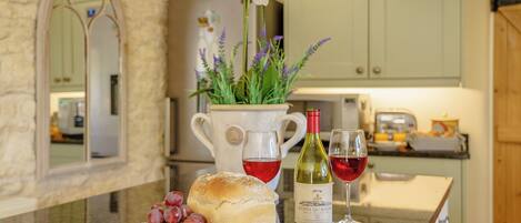 Lavavajillas, periquera y congelador