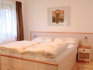 2 bedrooms, travel cot, bed sheets - Beek - Haus Havingblick (Sellin)