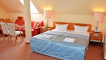 1 bedroom, travel crib, WiFi, bed sheets