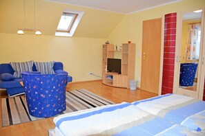 1 Schlafzimmer, Reisekinderbett, WLAN, Bettwäsche