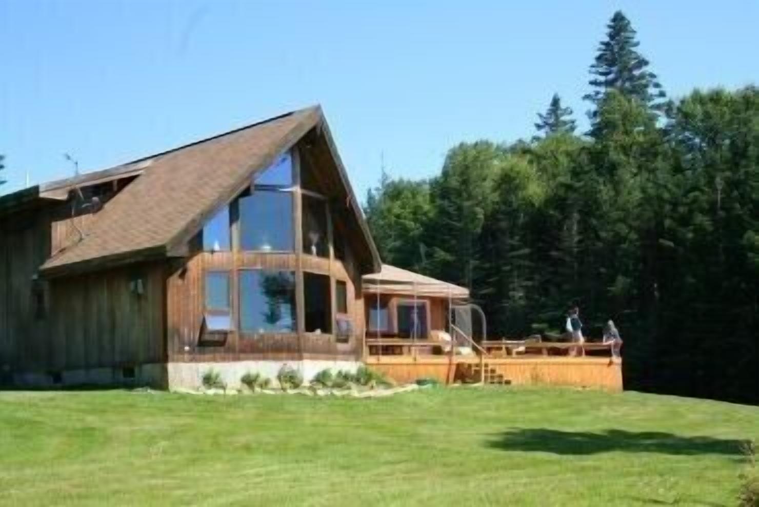 Rugosa Way - Cedar Post & Beam House