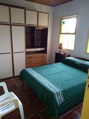 3 chambres, accès à Internet
