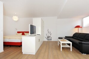 2 Schlafzimmer, Reisekinderbett, WLAN