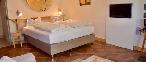 1 bedroom, travel crib, WiFi, bed sheets