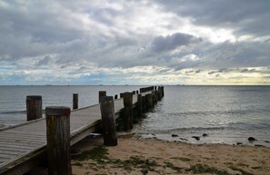 Imagen sin descripción, 5 de 33, botón