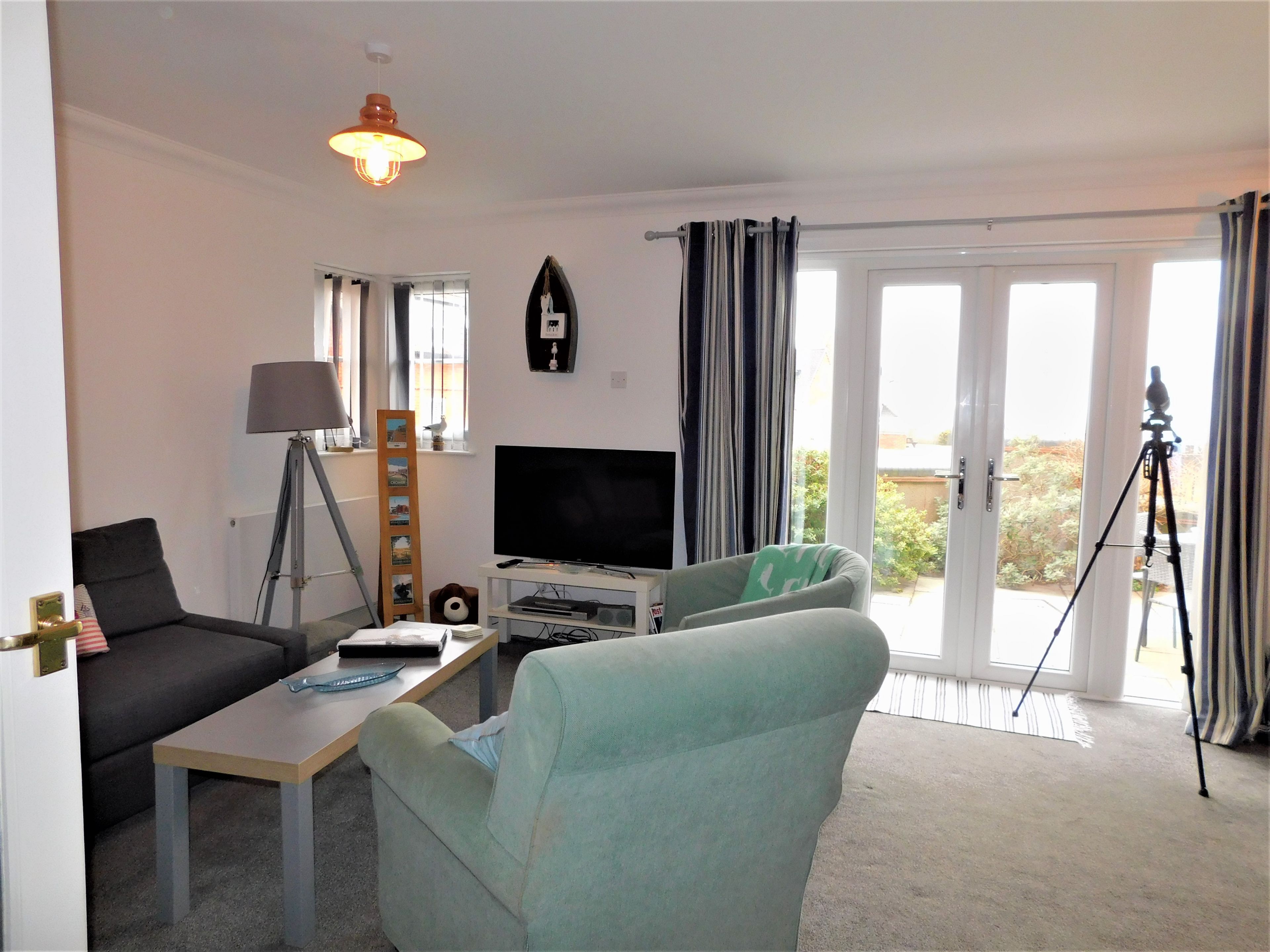 Deck 2 -  A Ground Floor Apartment With Sea Views That Sleeps 4 Guests  In 2 Bedrooms - Sheringham